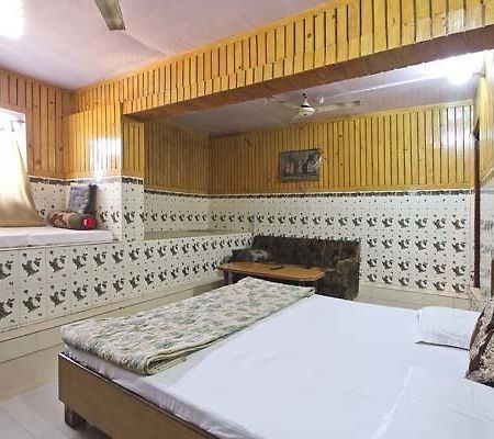 Shanti Lodge Agra  Room photo